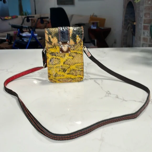 Woman’s small shoulder purse with animal print. NWOT - Picture 1 of 6